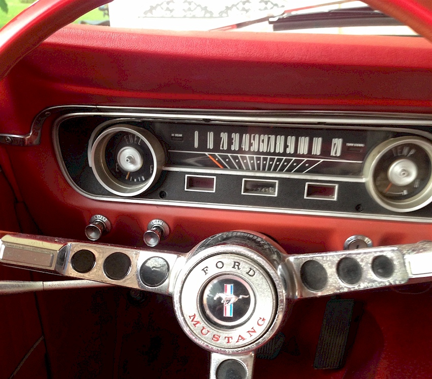 1965 Mustang Dash