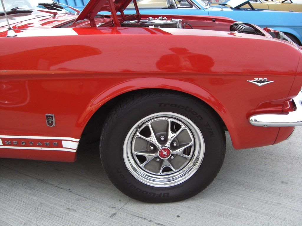 Steel Styled Wheels, GT fender emblem