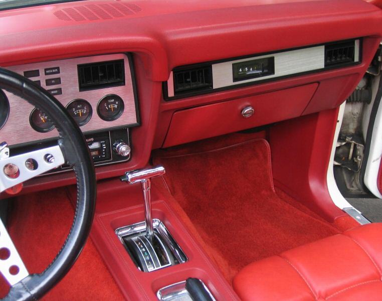 Dash 1977 Mustang Mach 1 Hatchback