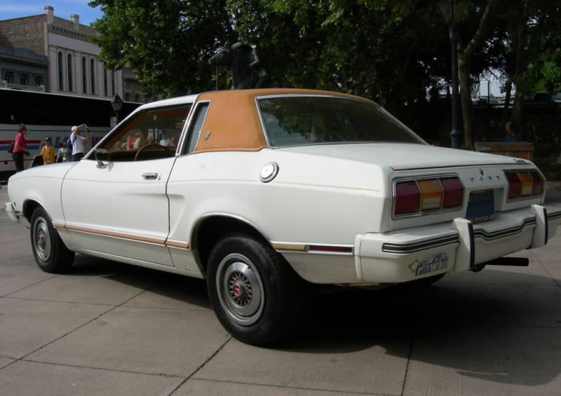 White 78 Mustang II Ghia Chamois Vinyl Hardtop