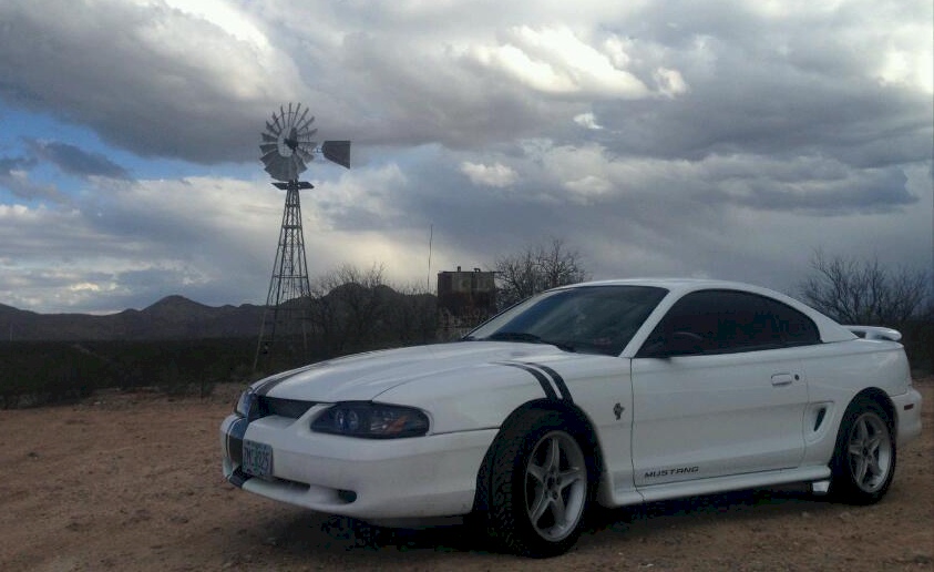 Crystal White 1996 Mustang