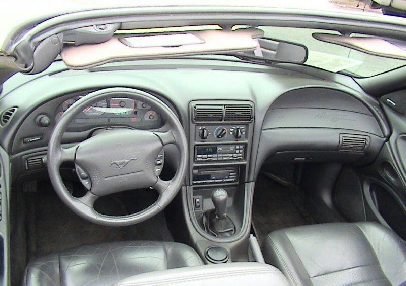 Interior view 2000 Mustang GT convertible