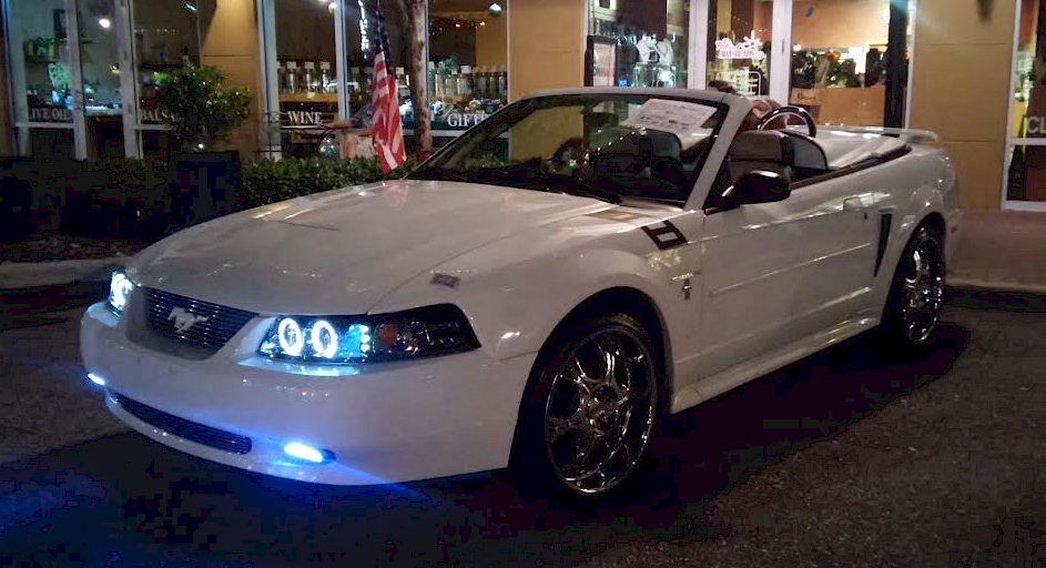 Oxford White 2003 Mustang Convertible