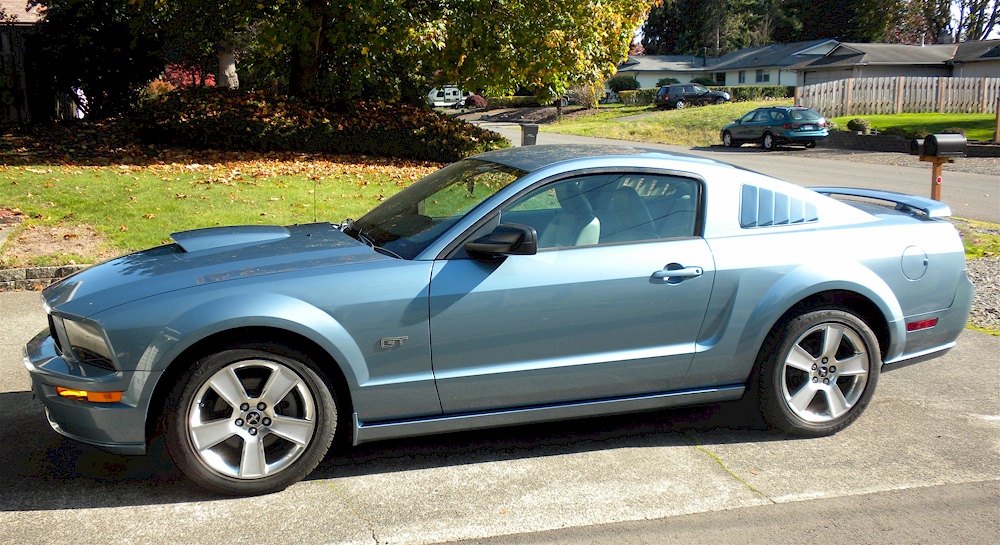 Windvail Blue 2006 Mustang GT