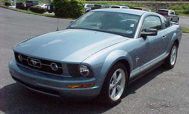 2007 Windveil Blue Mustang