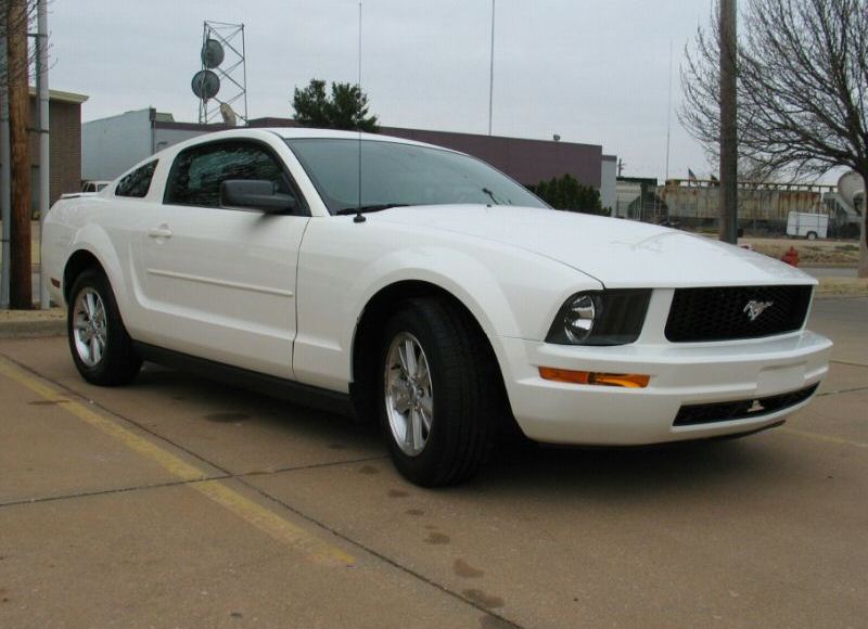 Performance White 2007 Mustang Coupe