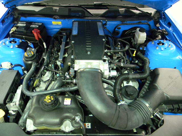2010 SMS460 Twin Rotor Supercharge 4.6L V8 engine