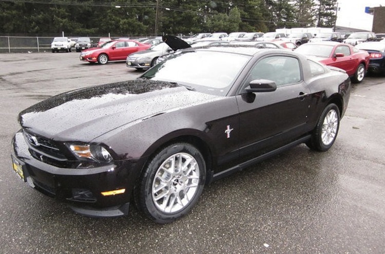 Lava Red 2012 Mustang V6 Coupe