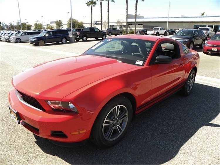 2012 mustang v6 coupe. Red Race 2012 Mustang V6 Coupe