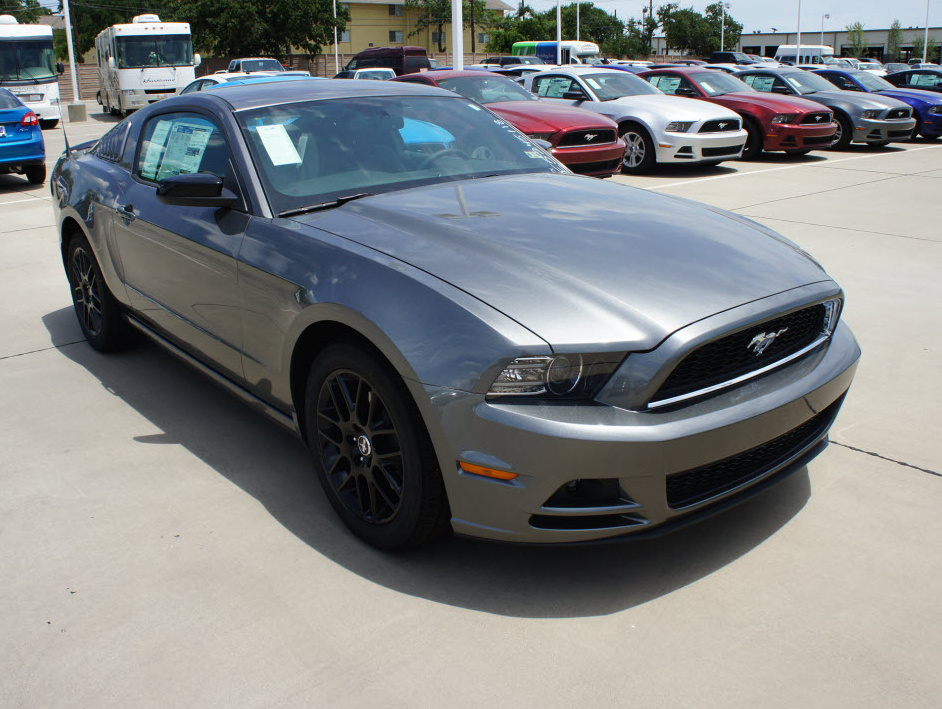 2014 Sterling Gray Mustang V6 Coupe