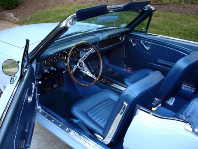 Blue Interior Mustang GT Convertible