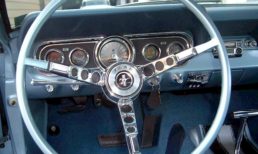 1966 Mustang T-5 Dash