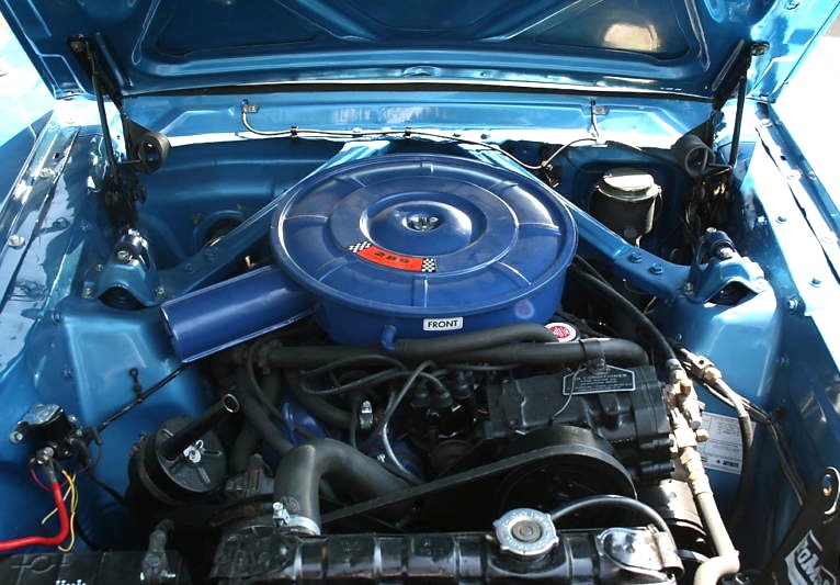 1966 Ford Mustang A-code 289ci 4-barrel V8 Engine
