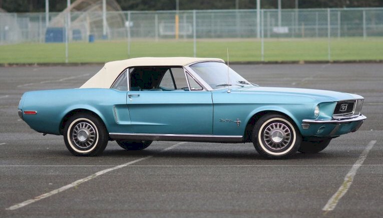 Tahoe Turquoise 1968 Mustang convertible