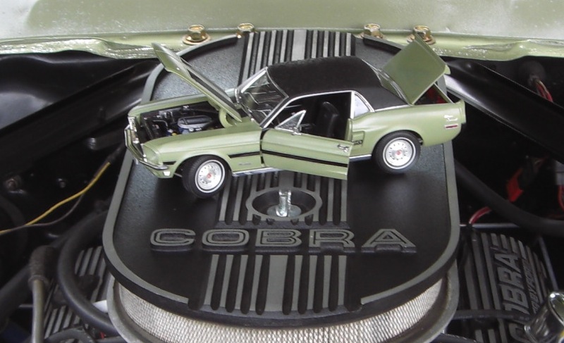 Die-cast Model Lime Gold 1968 GTCS Mustang