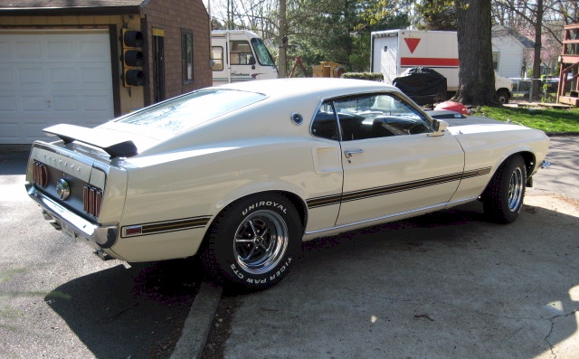 Wimbledon White 1969 Mach 1 Ford Mustang Fastback