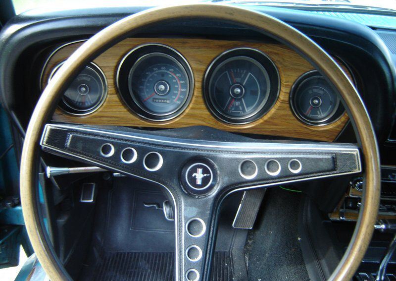 Dash 1969 Mustang Grande Hardtop