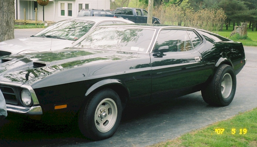 Black 1971 Mustang