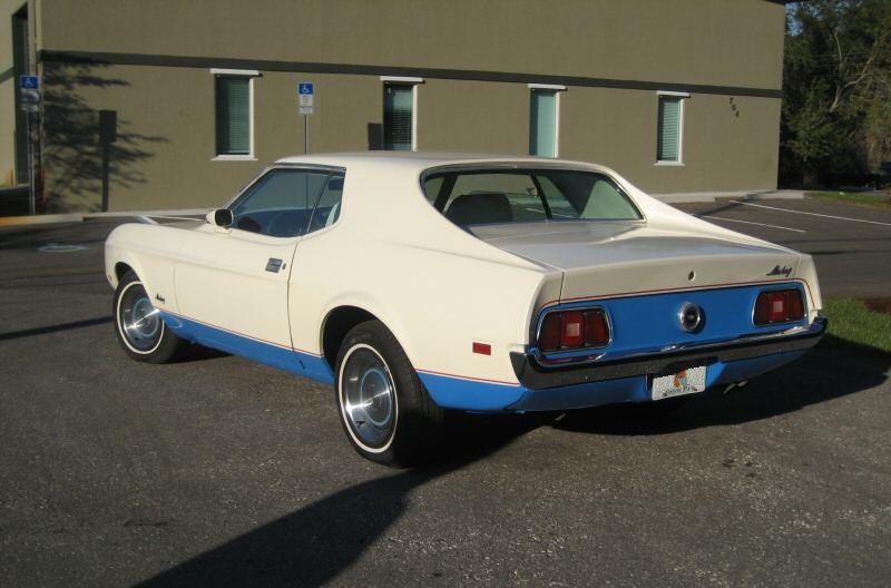 White 1972 Sprint A Hardtop