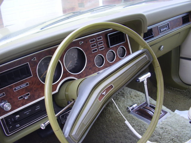 Dash Gold 1974 Mustang II Hatchback