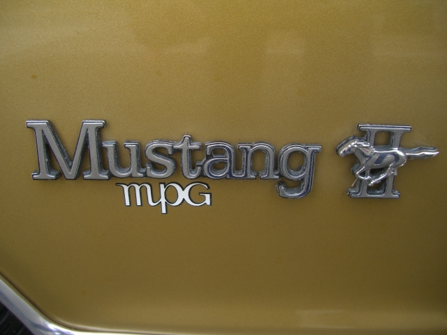 1976 Mustang II MPG Emblem