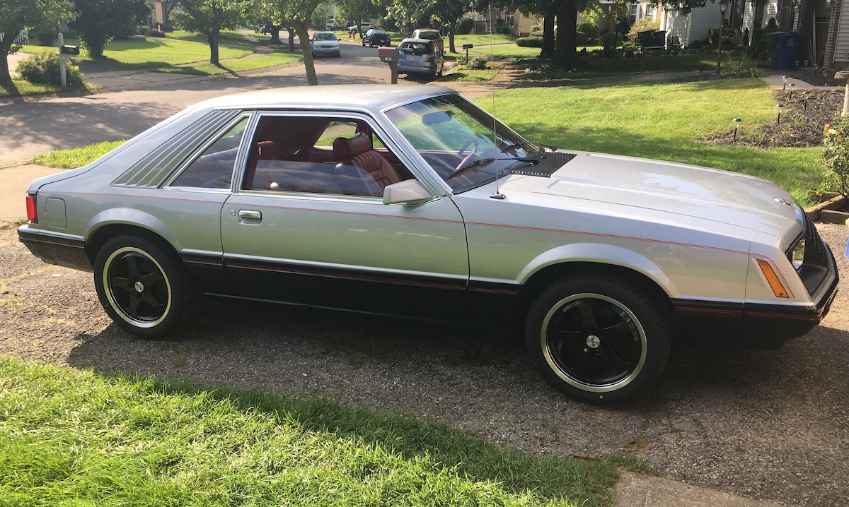 Silver 1979 Mustang hatchback