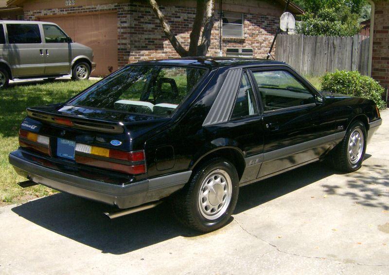 Black 1986 Mustang GT