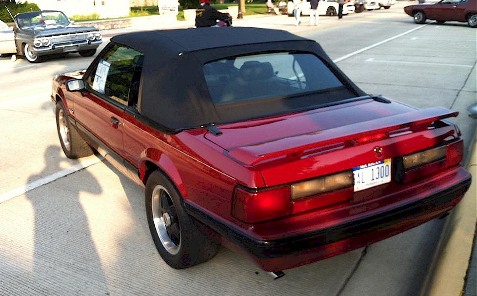 Cabernet Red 1988 Mustang Convertible