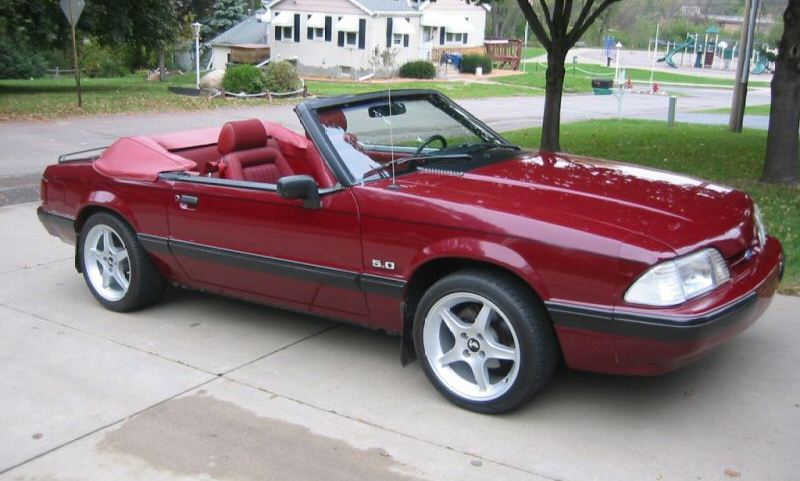 Cabernet Red 1989 Mustang LX convertible