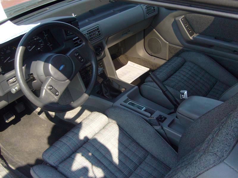 1989 Mustang Interior