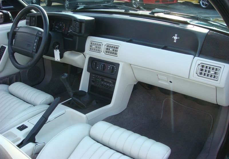 Interior 1990 Mustang LX convertible