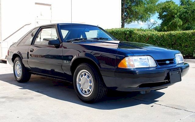 Twilight Blue 1990 Mustang LX Hatchback