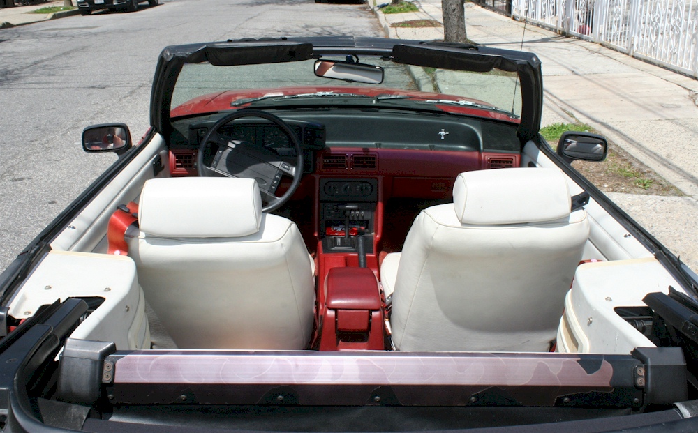 1991 Mustang Interior