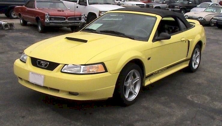Zinc Yellow 2000 Mustang GT convertible