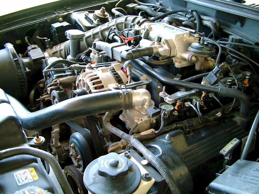 2000 Mustang GT Engine