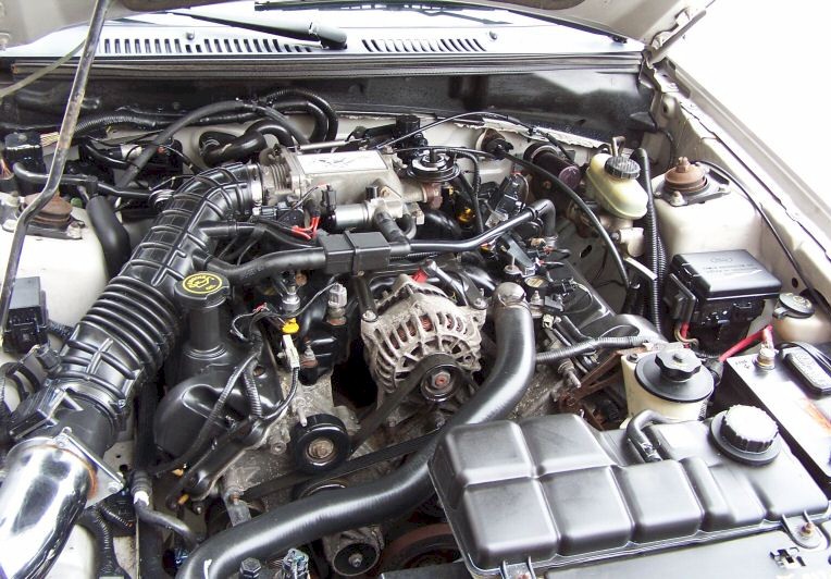 Silver 2000 Ford Mustang GT Convertible - MustangAttitude ... mustang v8 engine diagram 