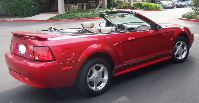 2001 Red ford mustang convertible #3