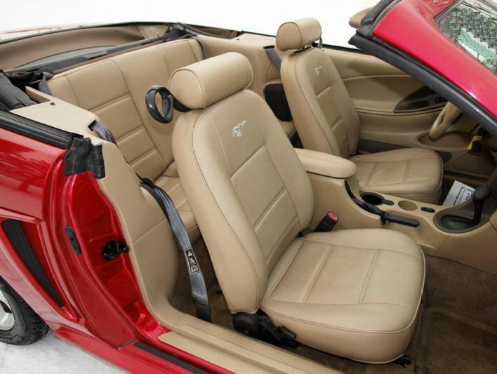 Interior 2002 Mustang Convertible