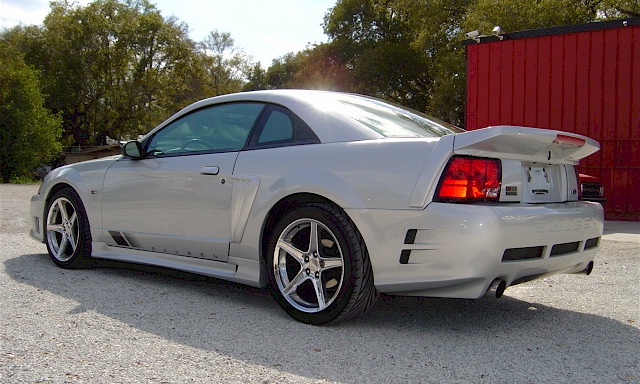 Satin Silver 2002 Saleen S281-SC Mustang Coupe Ford.
