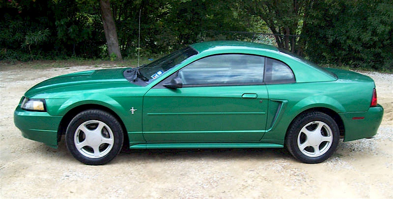 Electric Green 02 Mustang Coupe