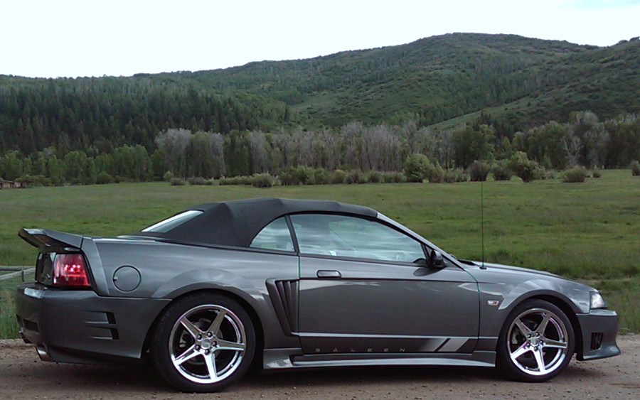 Dark Shadow Gray 2003 Mustang Saleen S281-SC