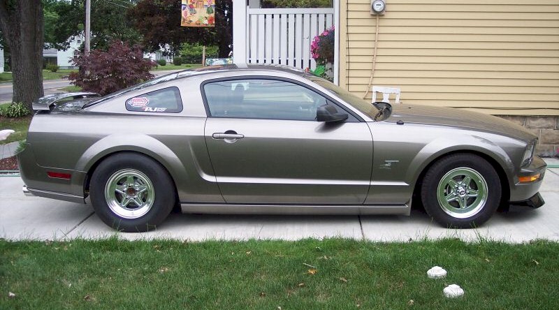 Gray 2005 Mustang GT