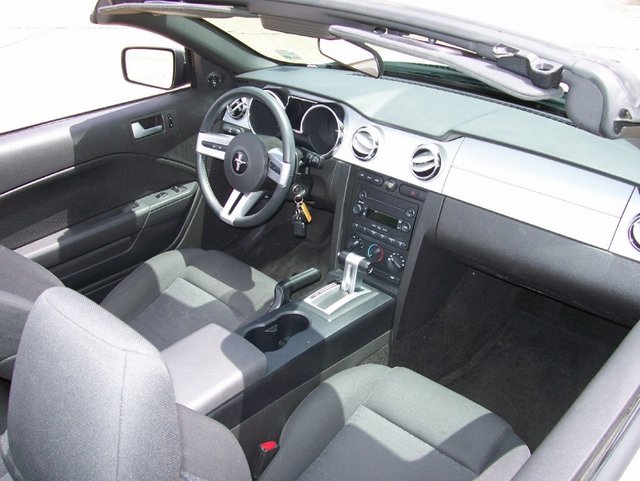 2005 Mustang Interior
