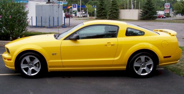 Yellow 2006 Mustang GT