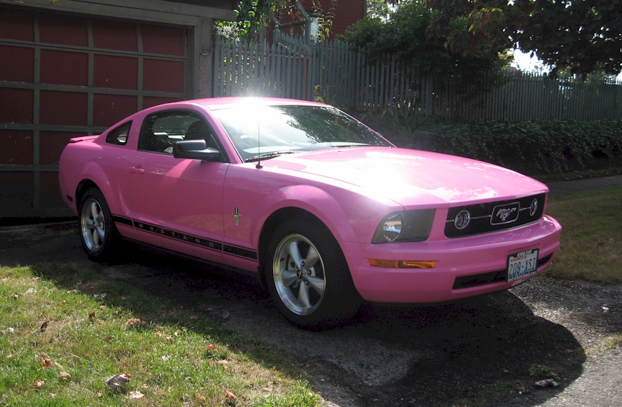 Pink '08 Mustang Coupe