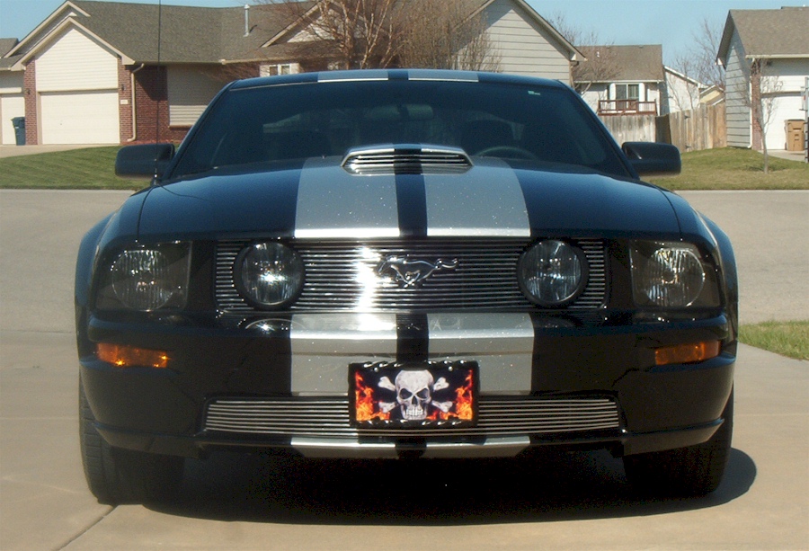 Black  08 Mustang GT