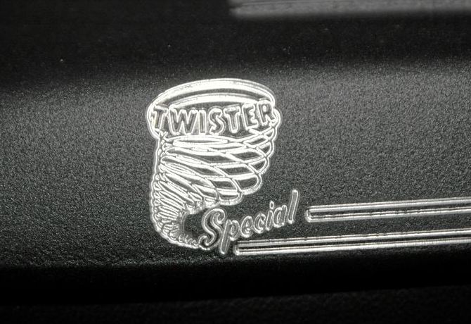 Twister Hood Scoop Graphics