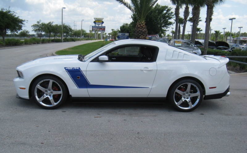 Performance White 10 Mustang Roush 427R Coupe