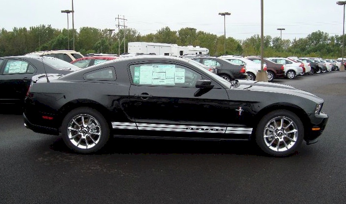 Black 2010 Mustang
