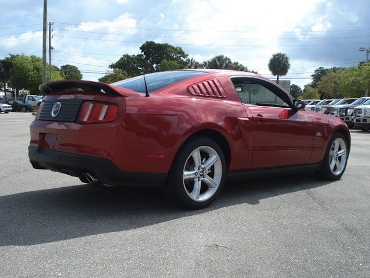 Red Candy 12 Mustang GT coupe